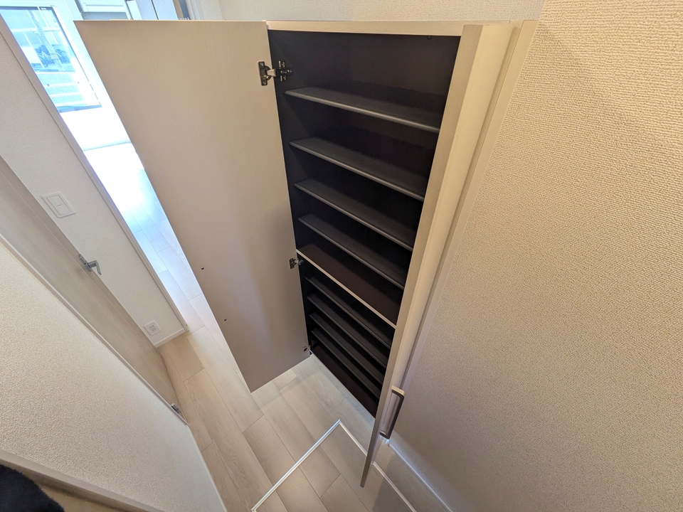 シューズボックス