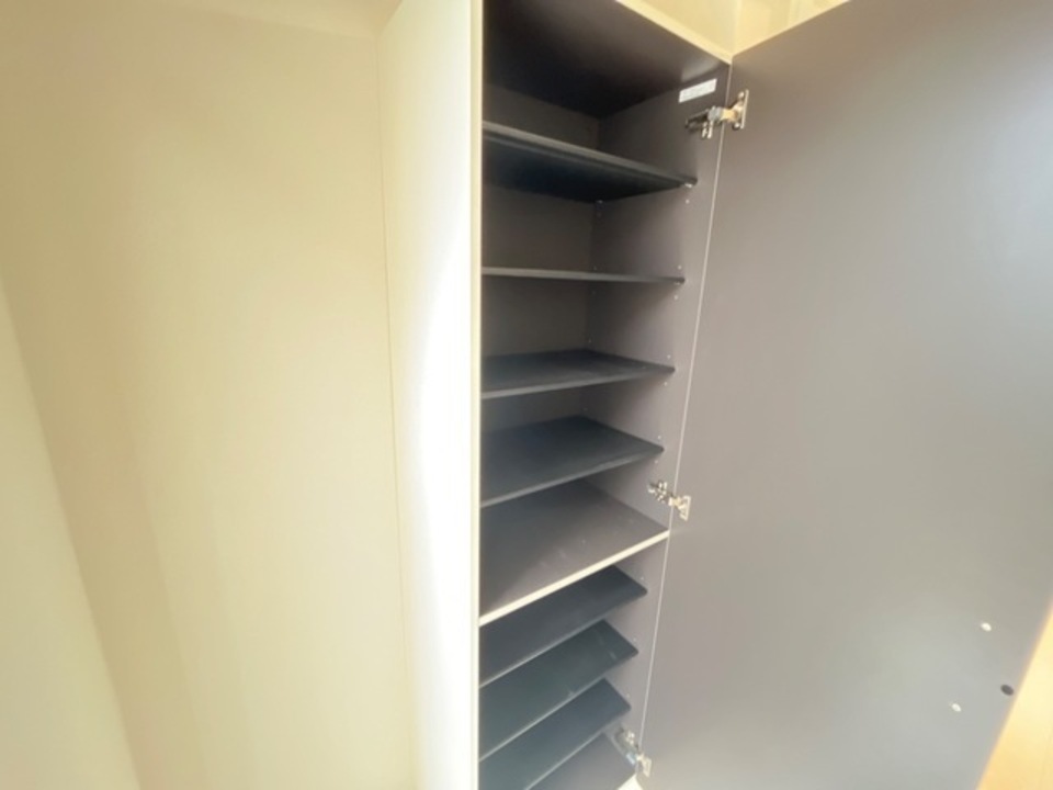 シューズボックス