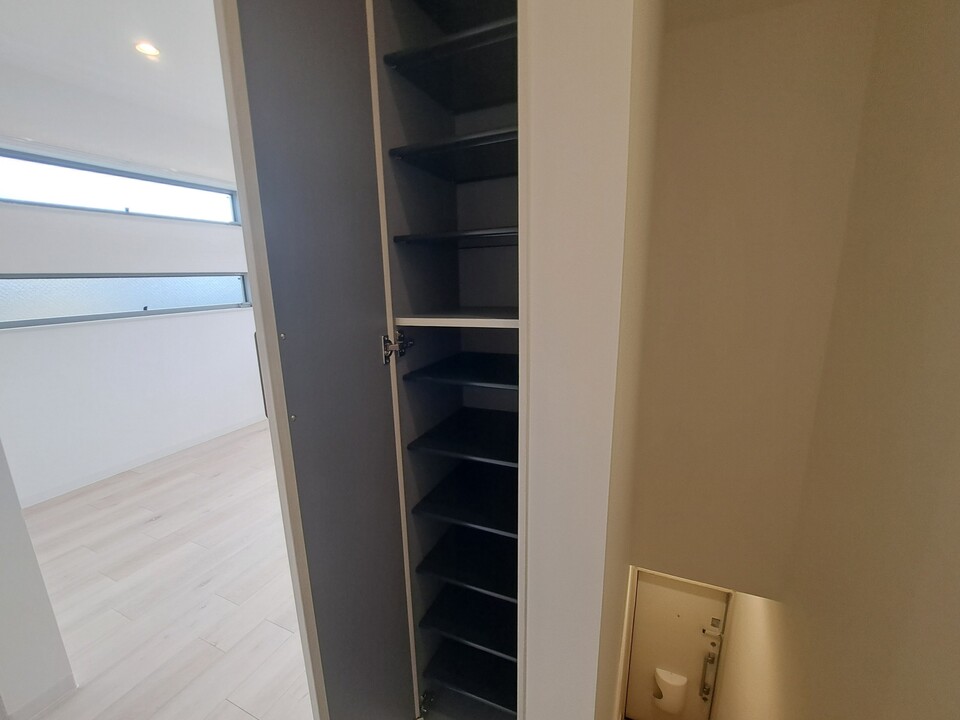 シューズボックス