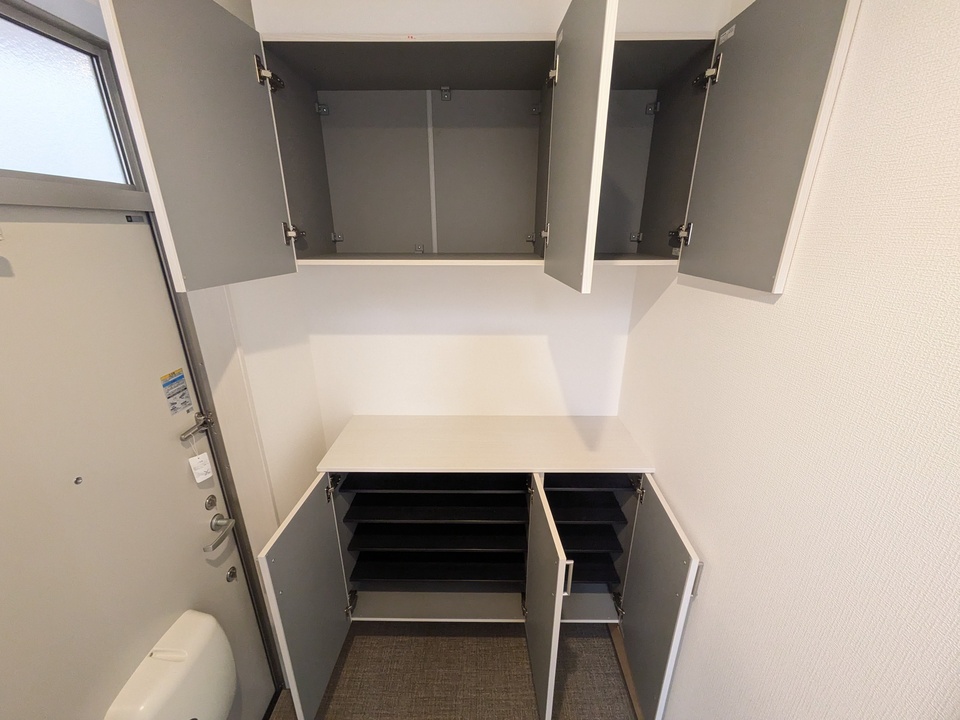 シューズボックス