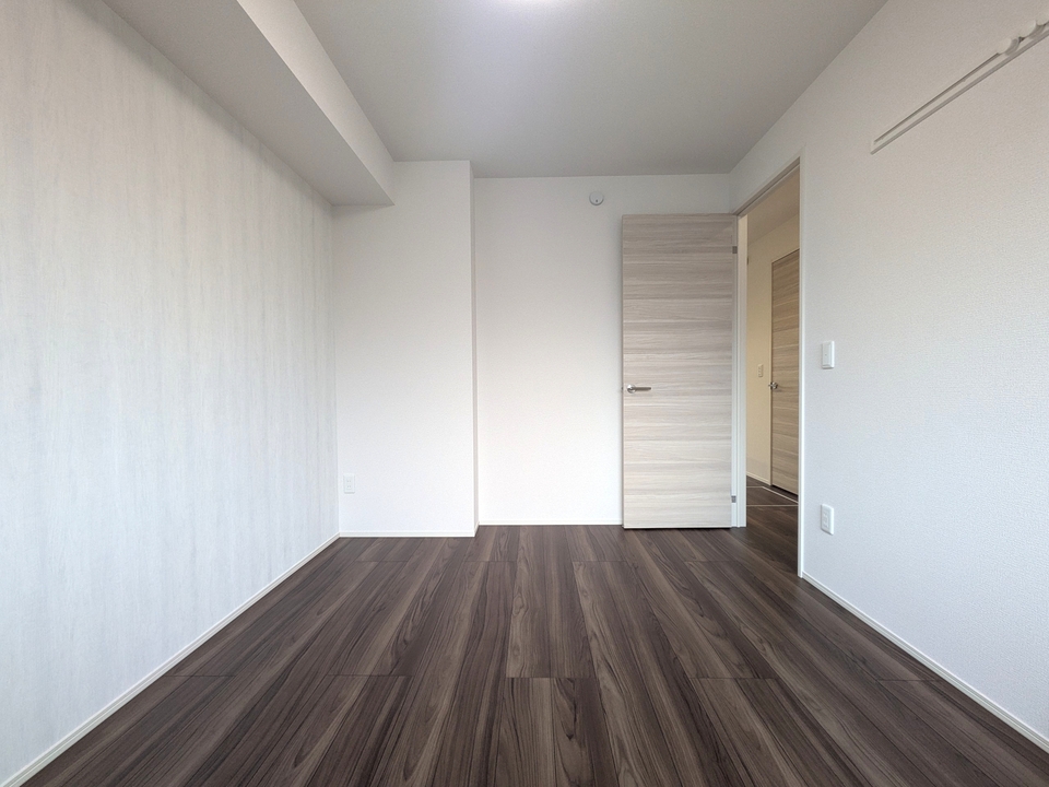 洋室（北東側）