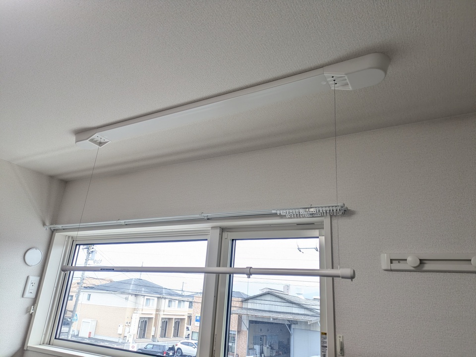 室内物干しユニット