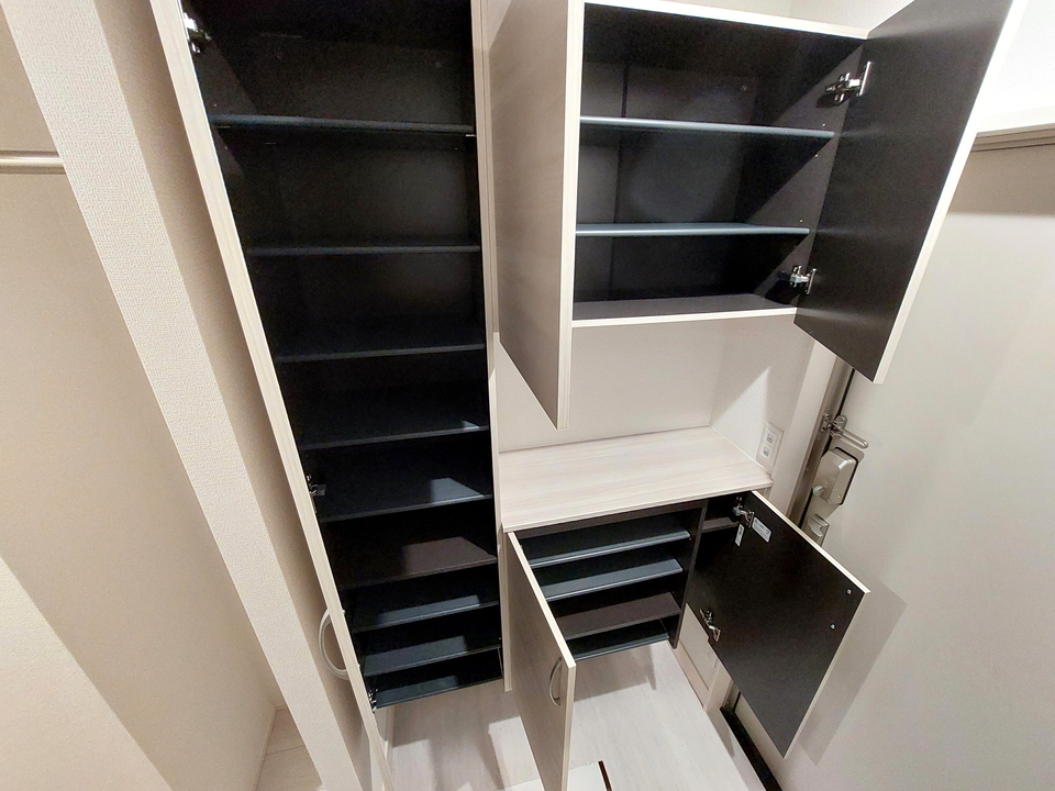 シューズボックス