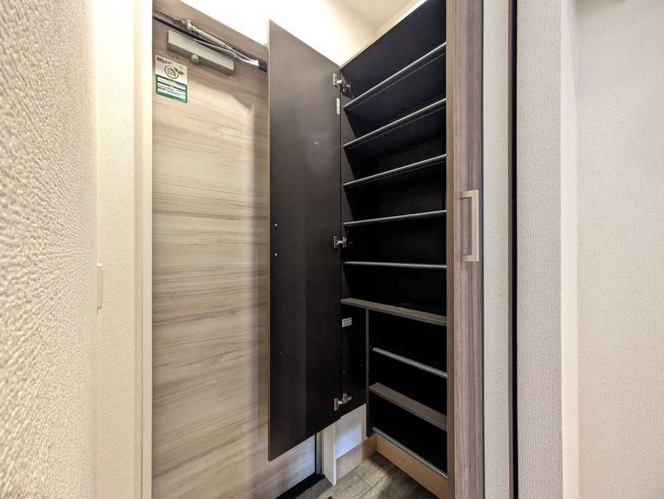 シューズボックス