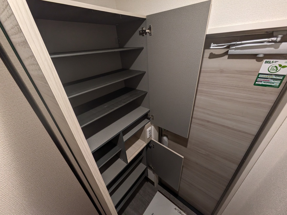 シューズボックス