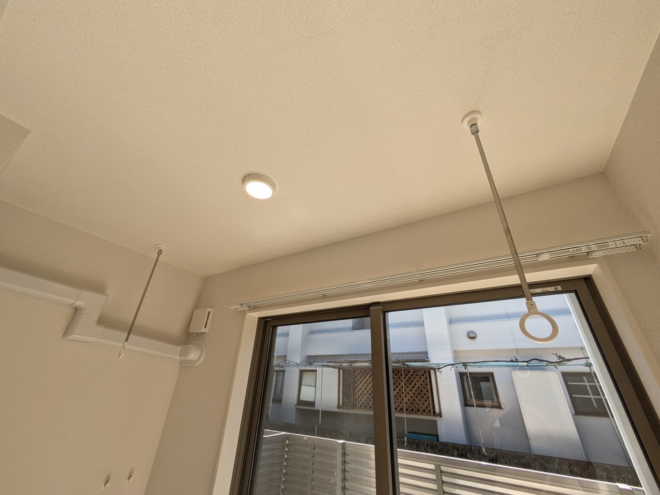 室内物干しユニット