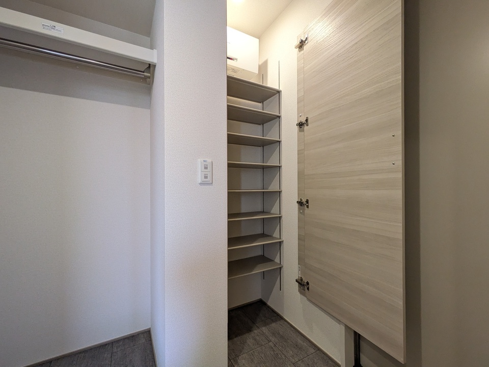 シューズボックス