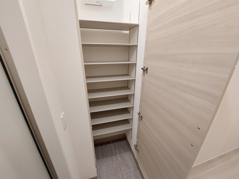 シューズボックス