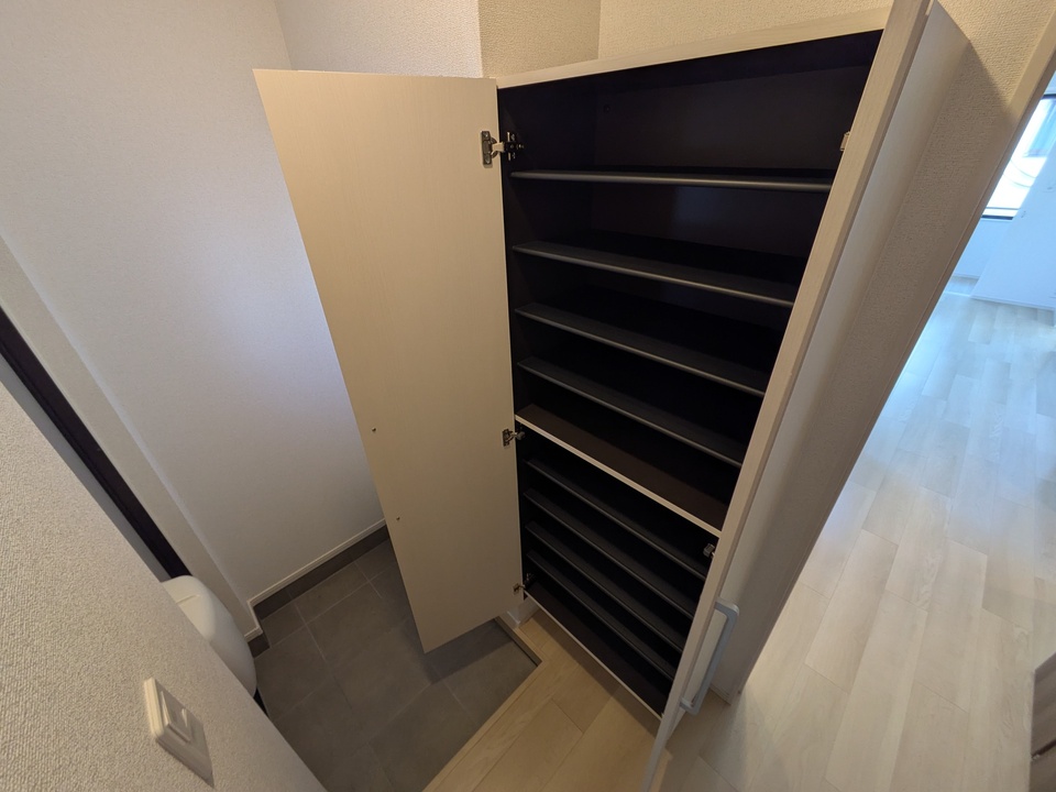 シューズボックス