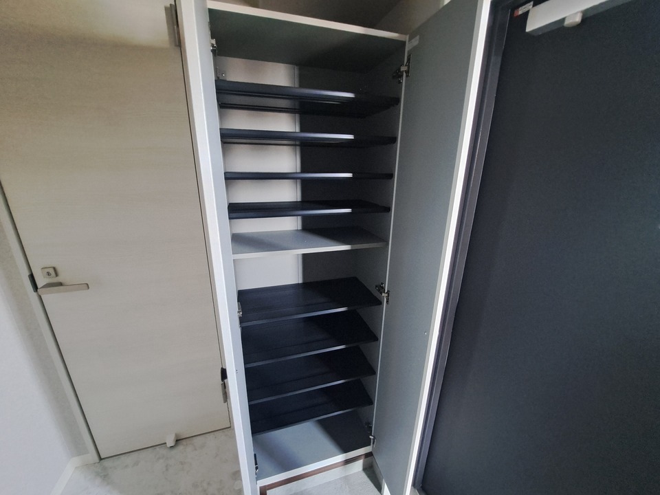 シューズボックス