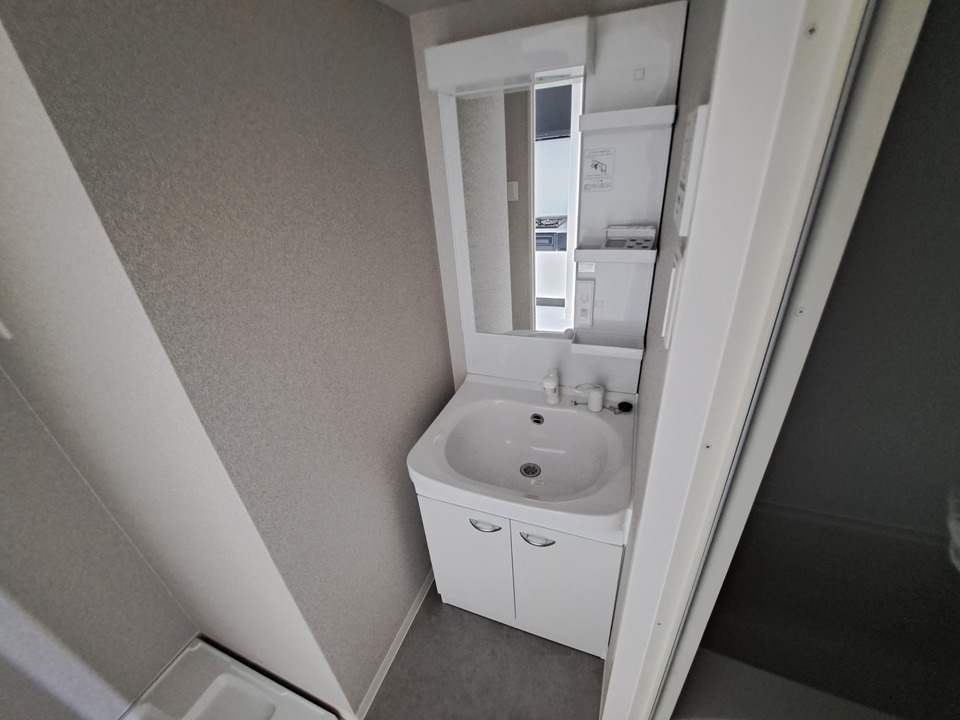 シャワー付洗面化粧台