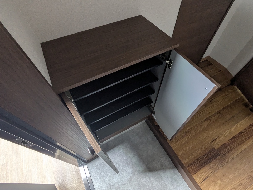 シューズボックス