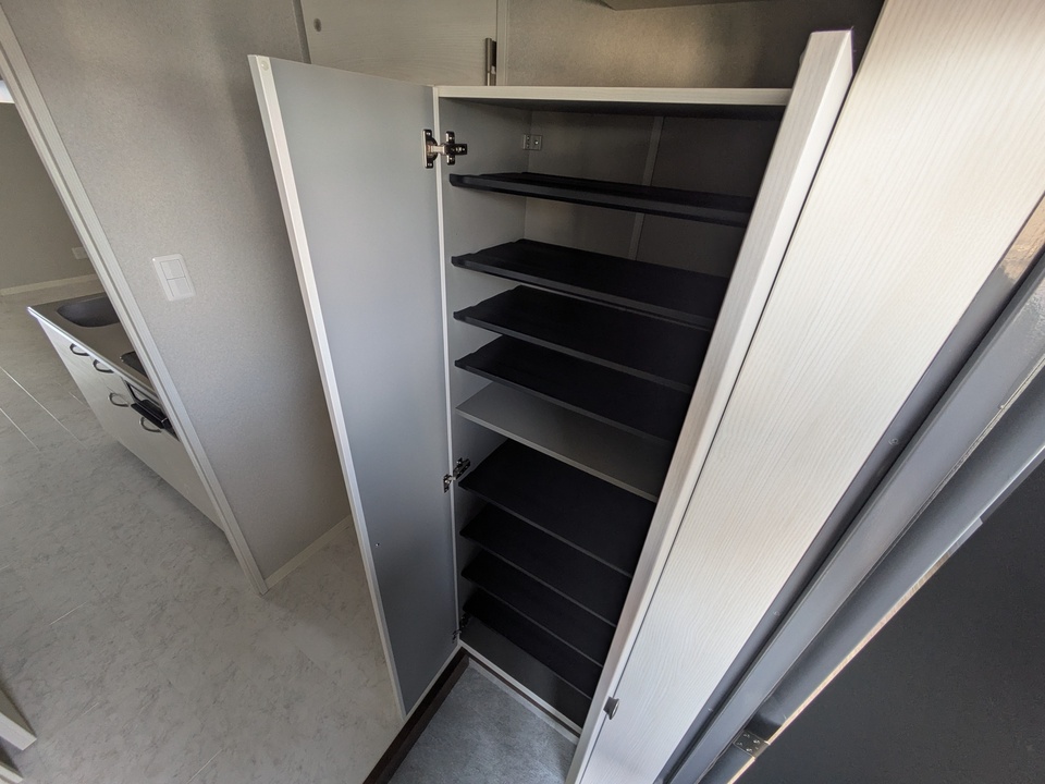 シューズボックス