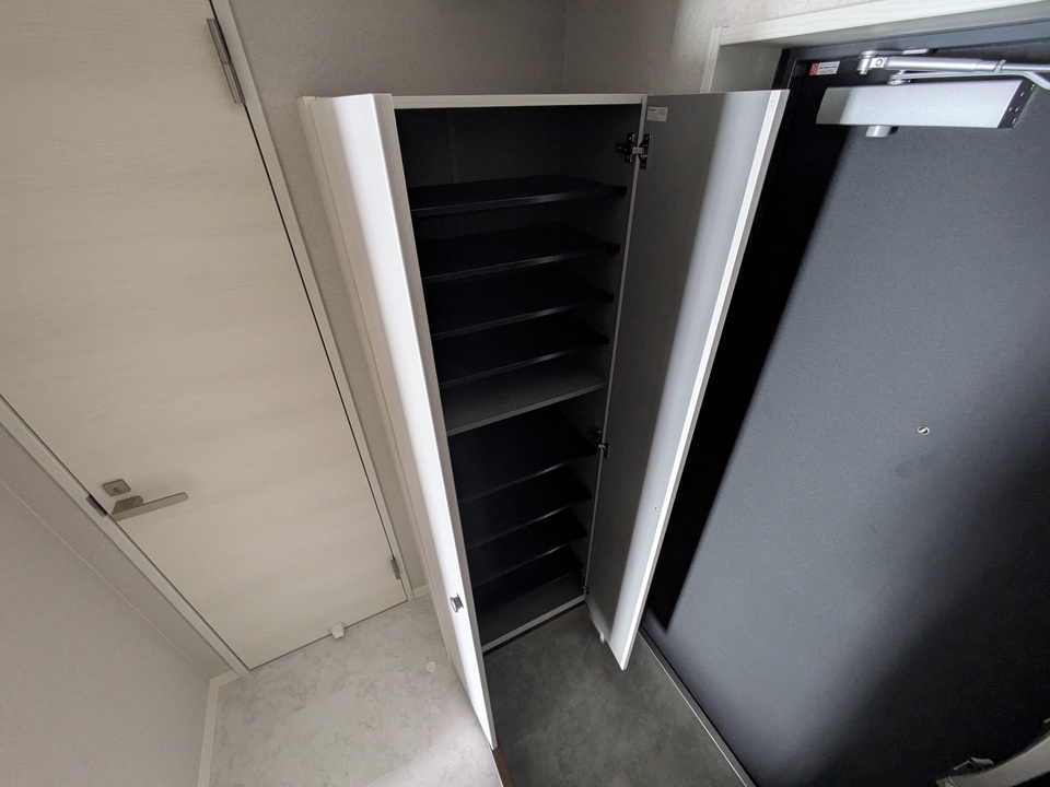 シューズボックス