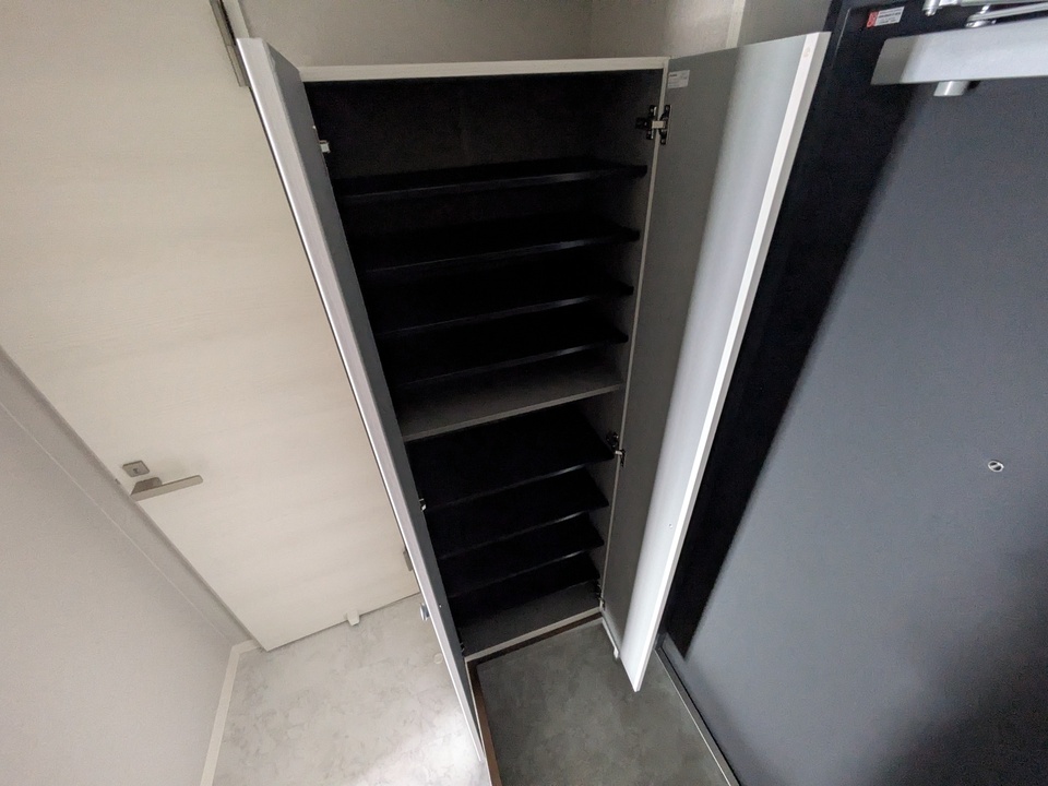 シューズボックス