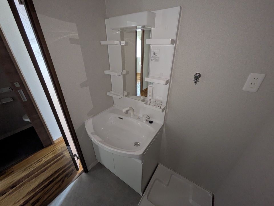 シャワー付洗面化粧台