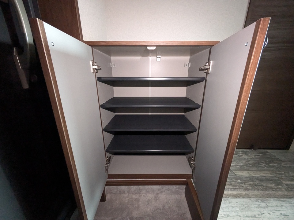 シューズボックス