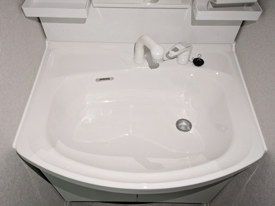 シャワー付洗面化粧台