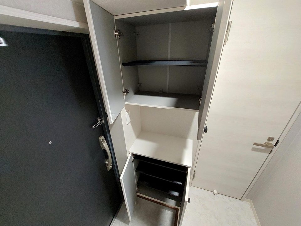 シューズボックス