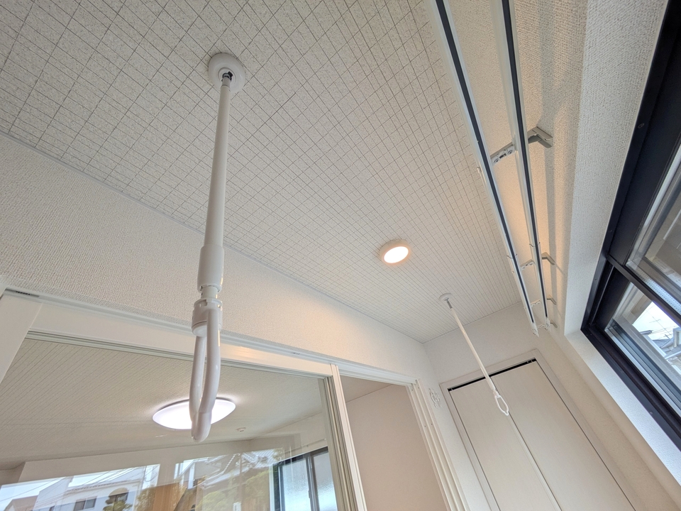 室内物干しユニット