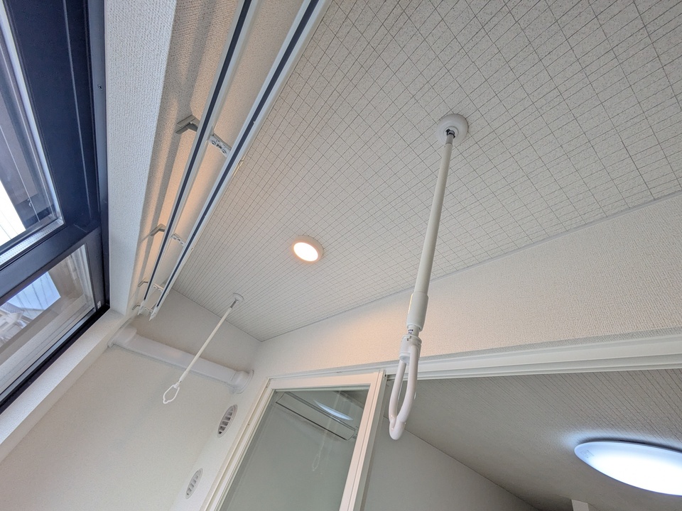 室内物干しユニット