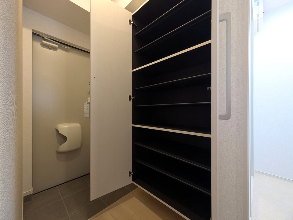 シューズボックス