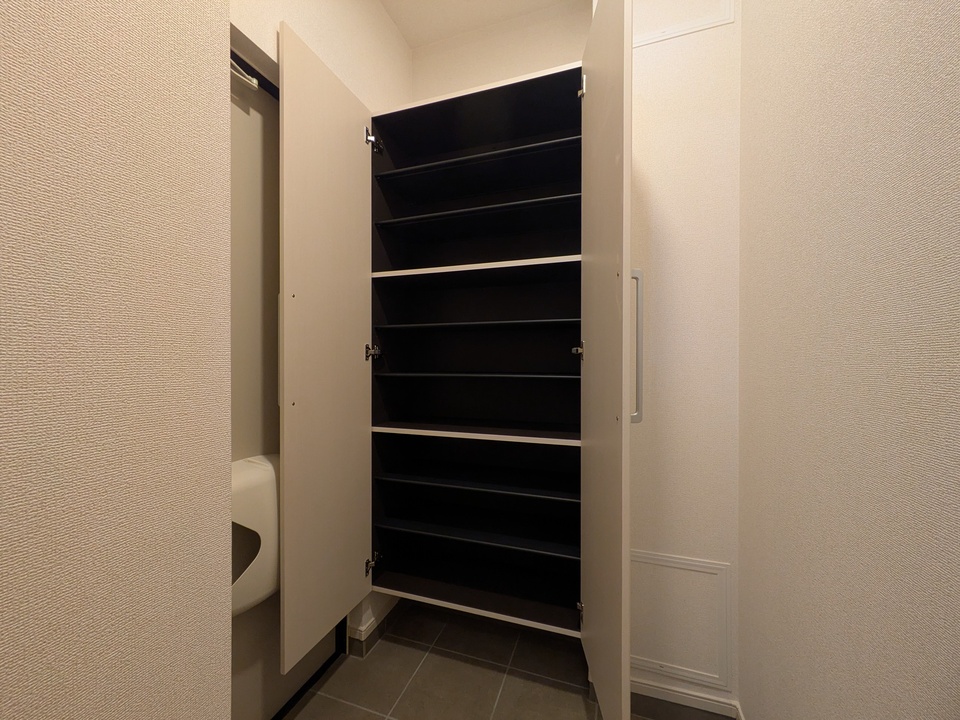 シューズボックス