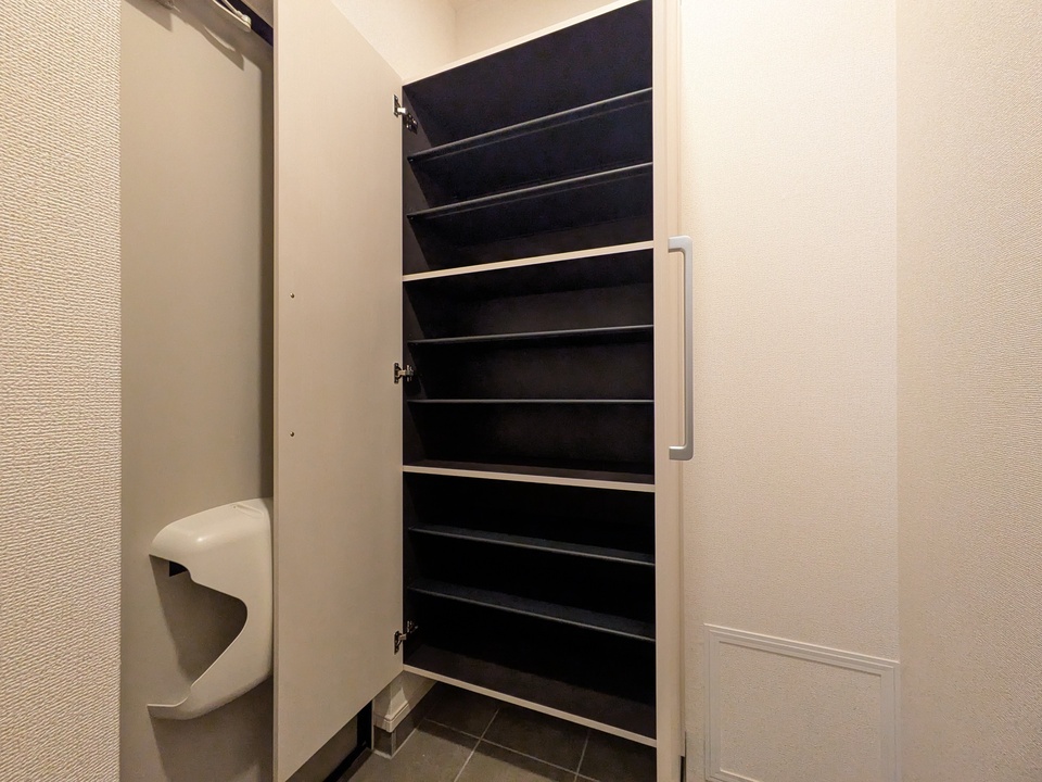 シューズボックス