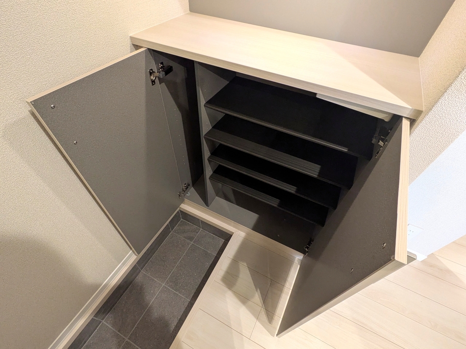 シューズボックス