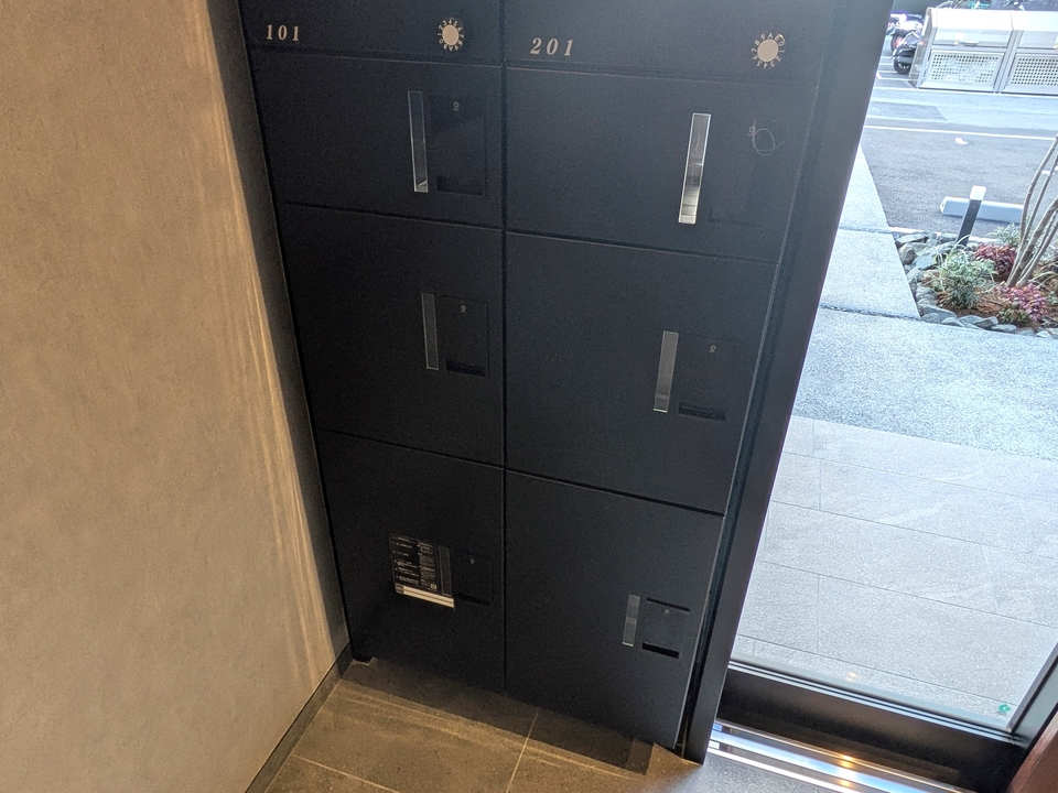 宅配ボックス