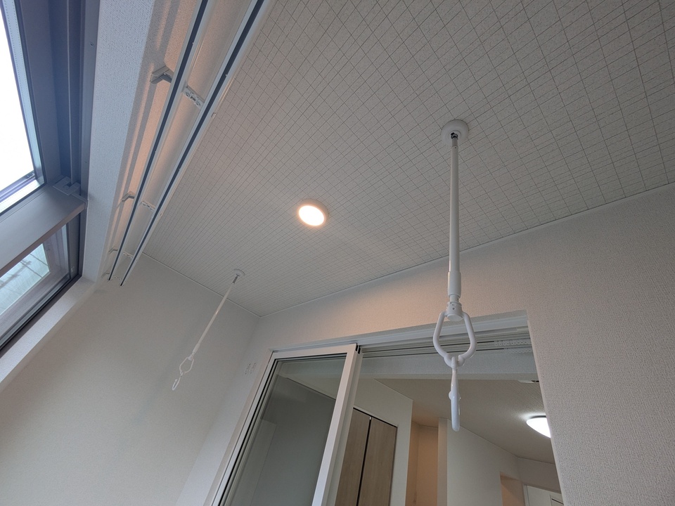 室内物干しユニット