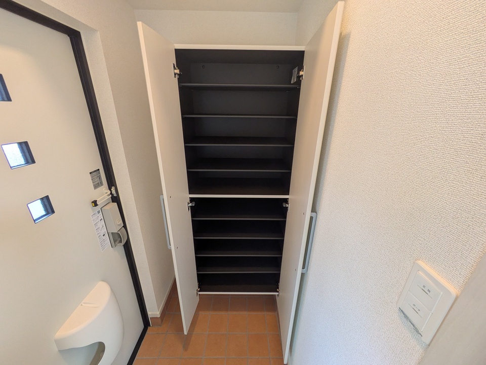 シューズボックス