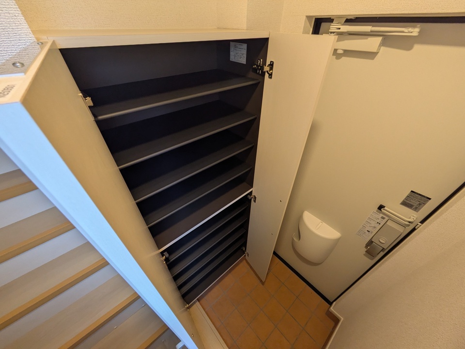 シューズボックス