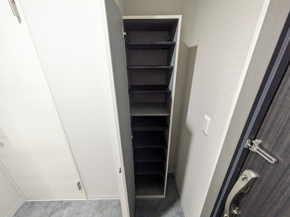 シューズボックス