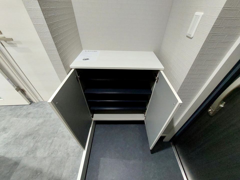 シューズボックス