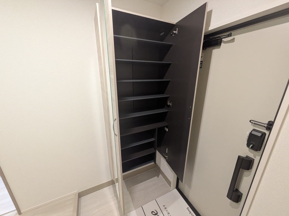 シューズボックス