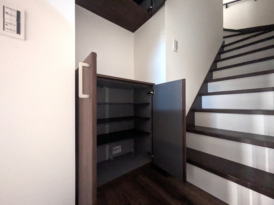 シューズボックス