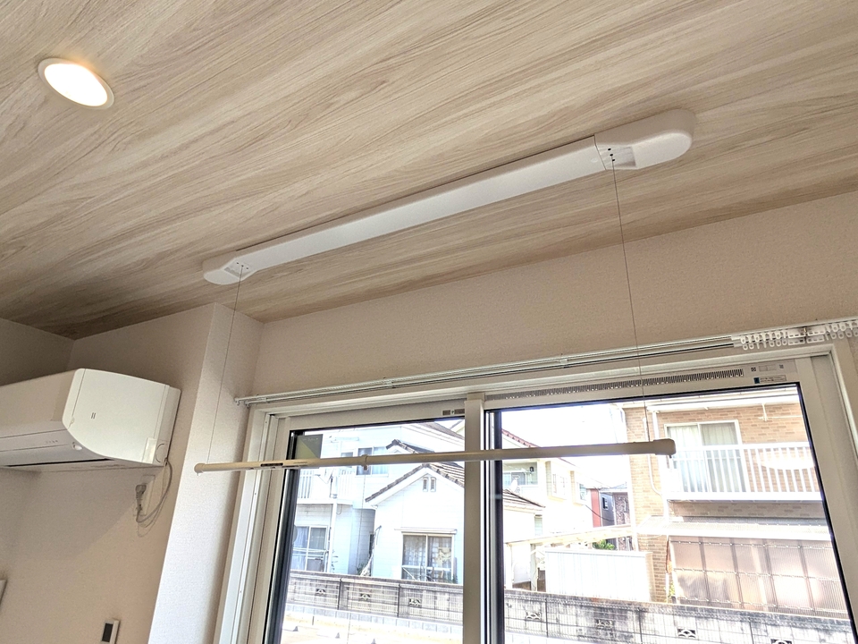 室内物干しユニット