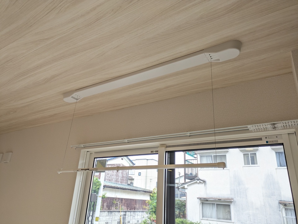 室内物干しユニット
