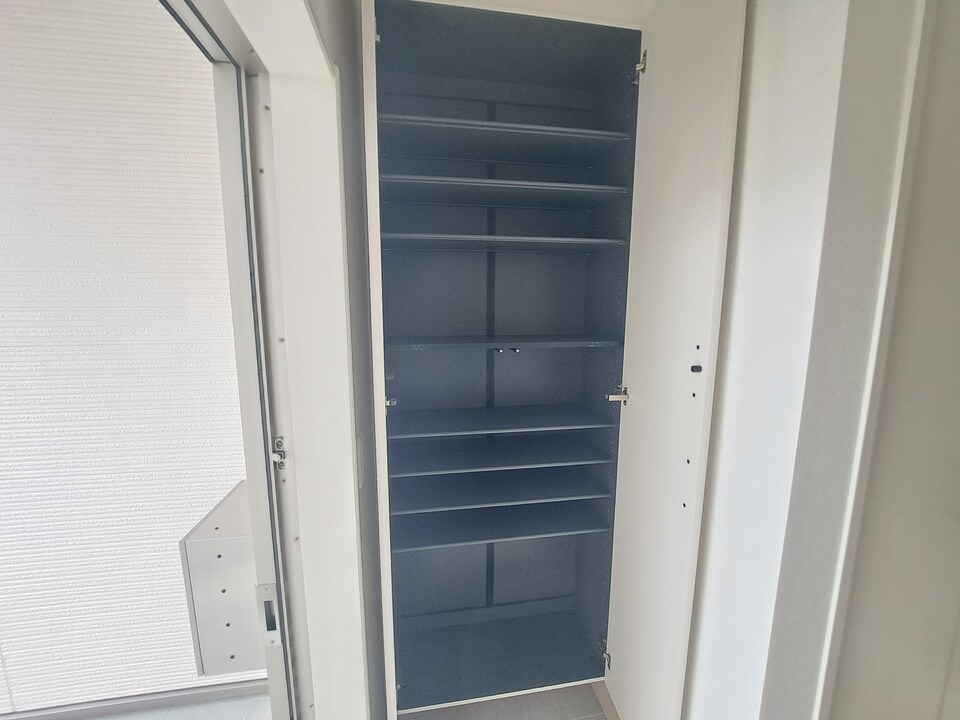 シューズボックス