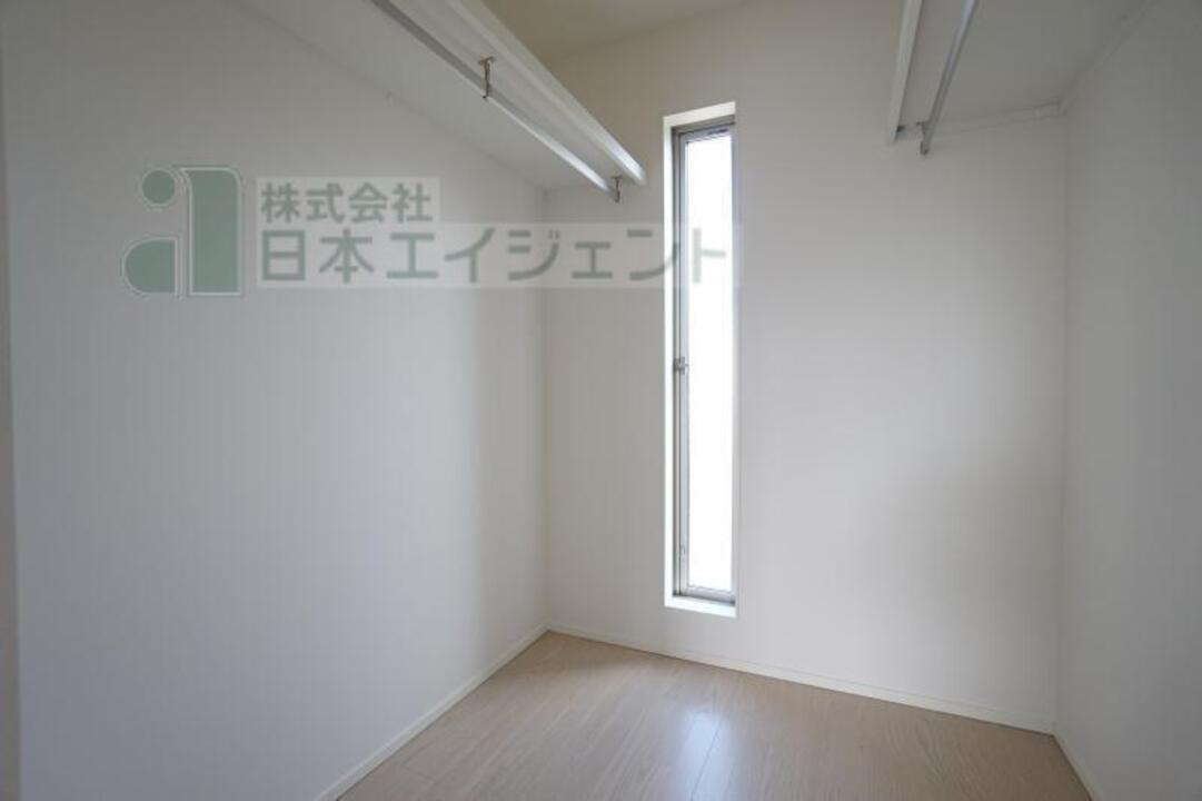 ウォークインクローゼット