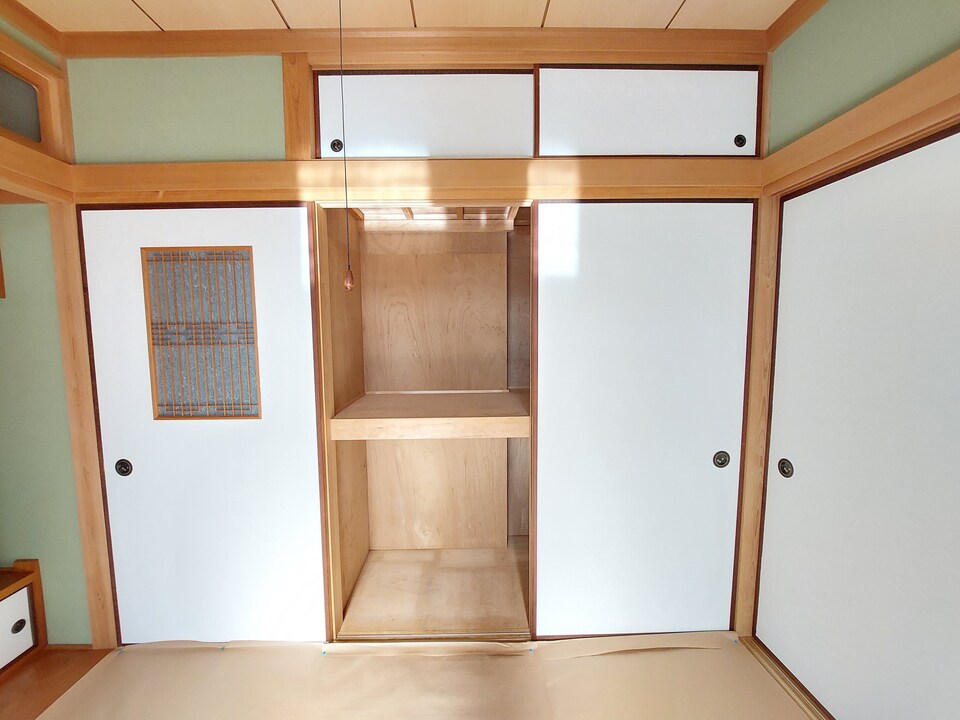 押入れ（1階和室）