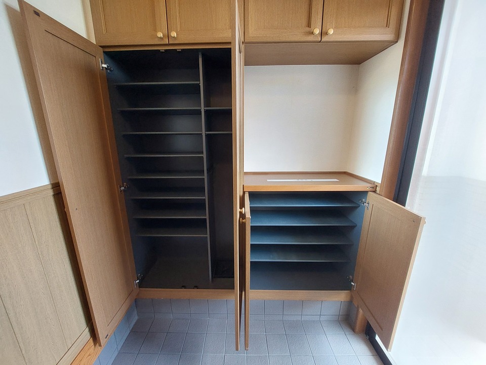 シューズボックス