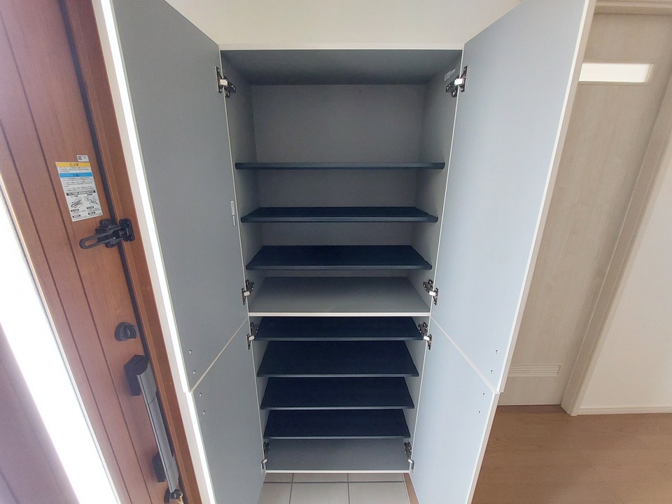 シューズボックス