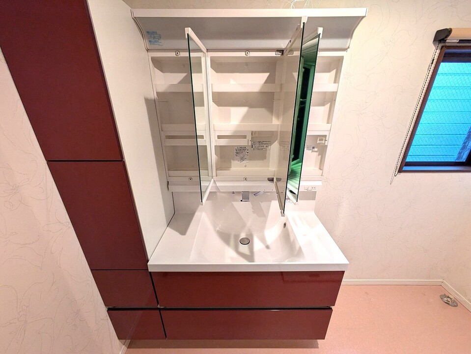 シャワー付洗面化粧台
