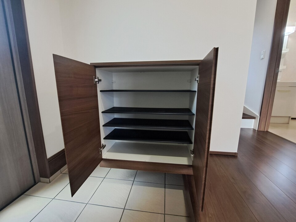 シューズボックス