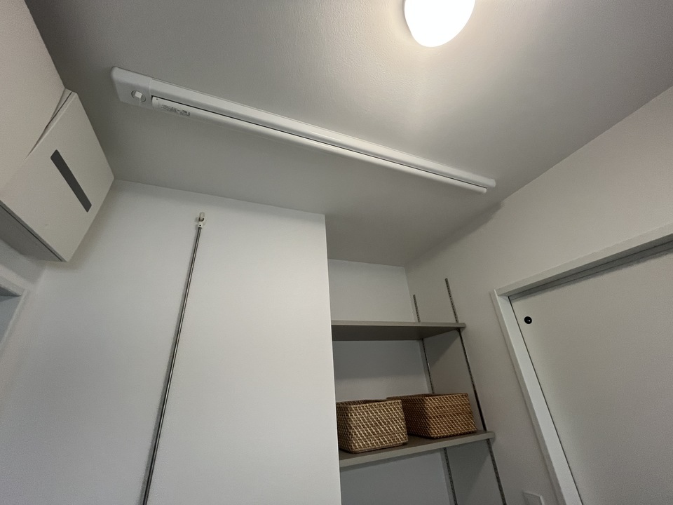 室内物干しユニット